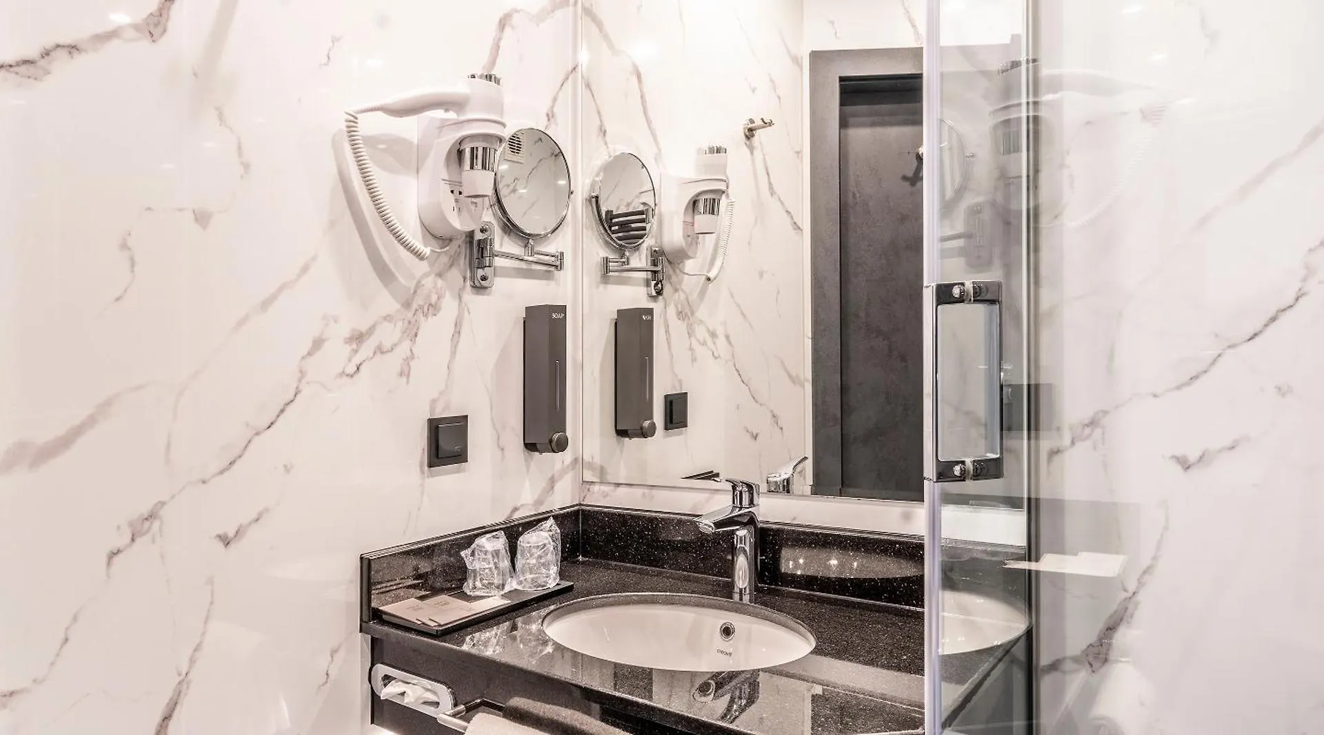 Plaza Inn Salzburg City 3*,